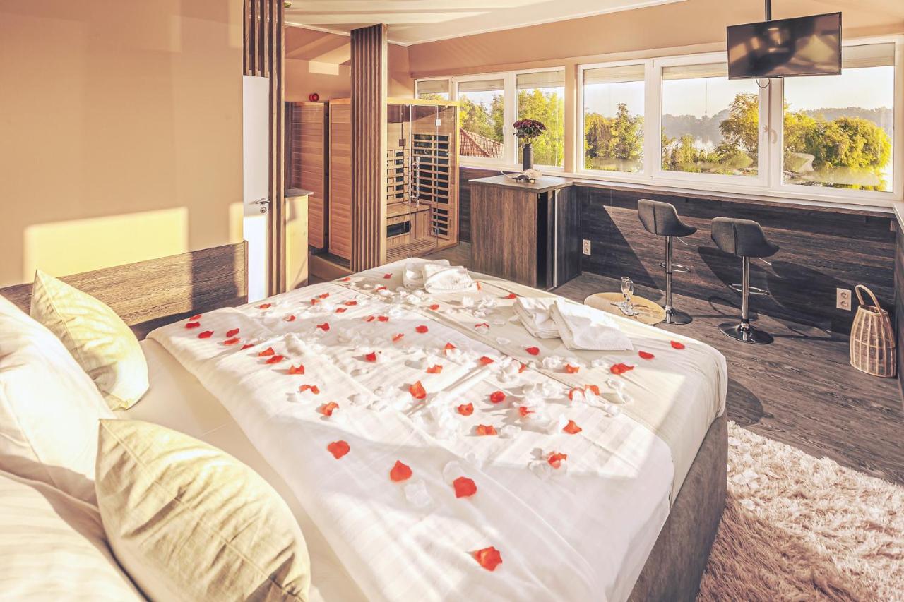 Hotel Mártoni Csárda és