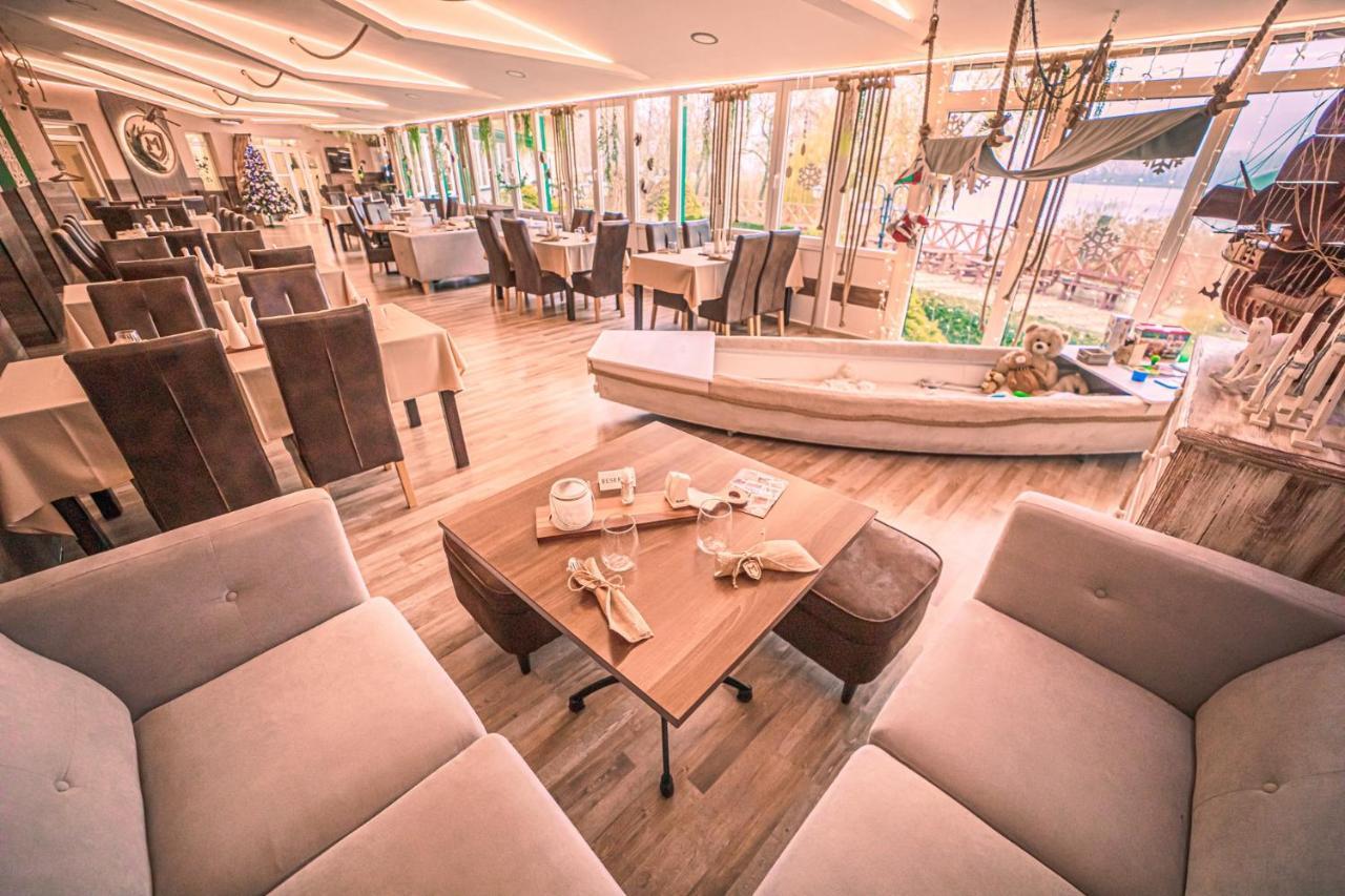 Hotel Mártoni Csárda és